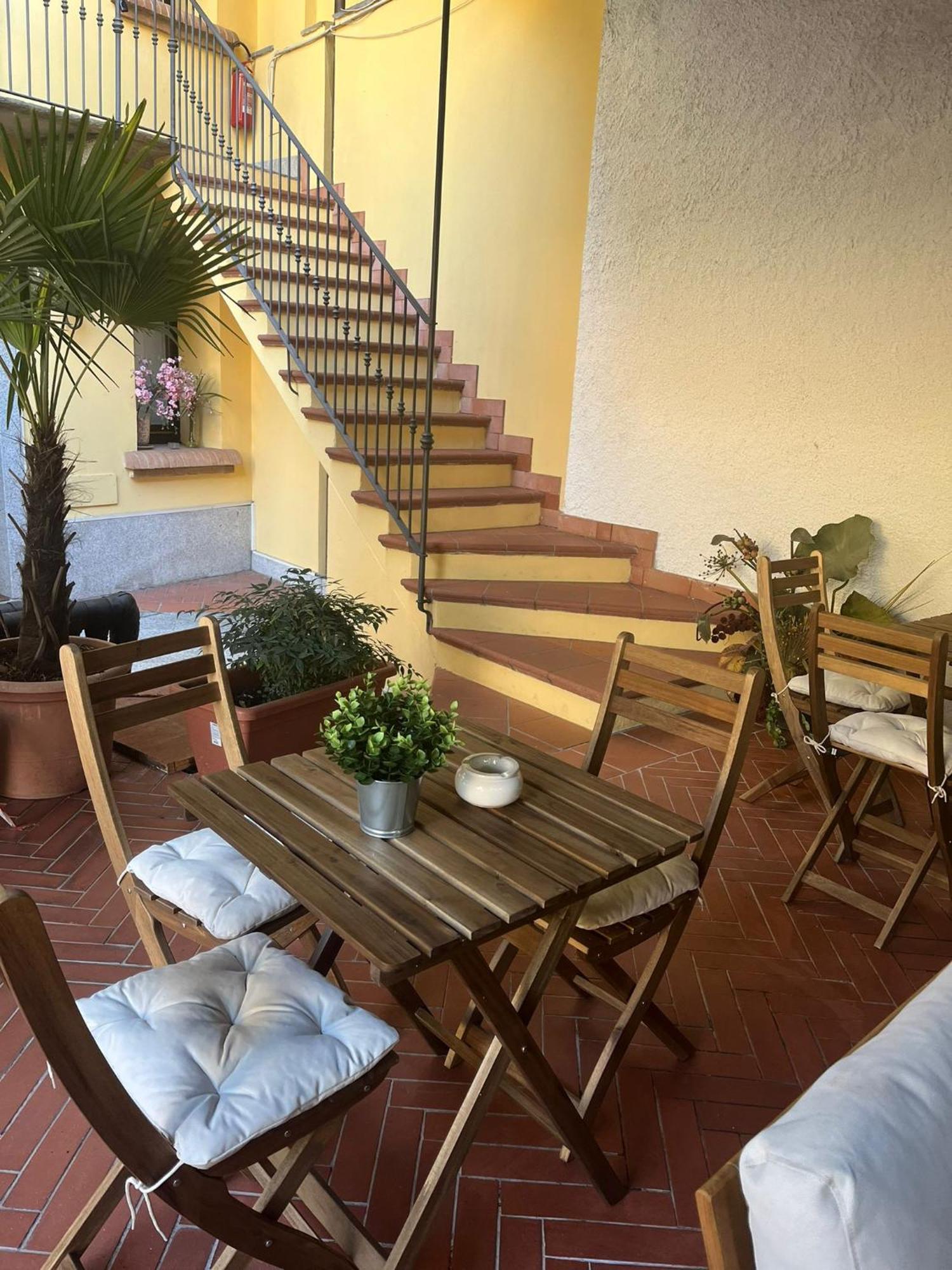 Monolocale Elvira Abbadesse Guest House Мілан Екстер'єр фото