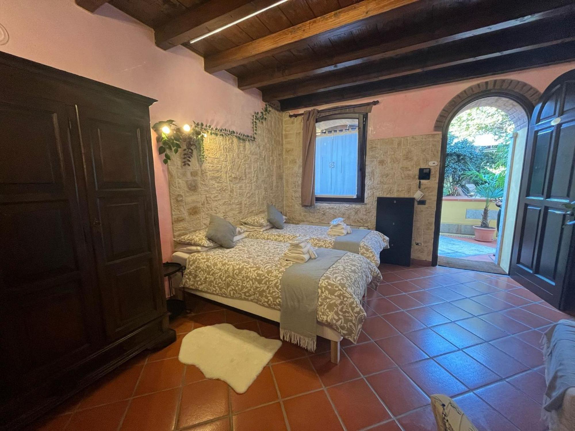 Monolocale Elvira Abbadesse Guest House Мілан Екстер'єр фото